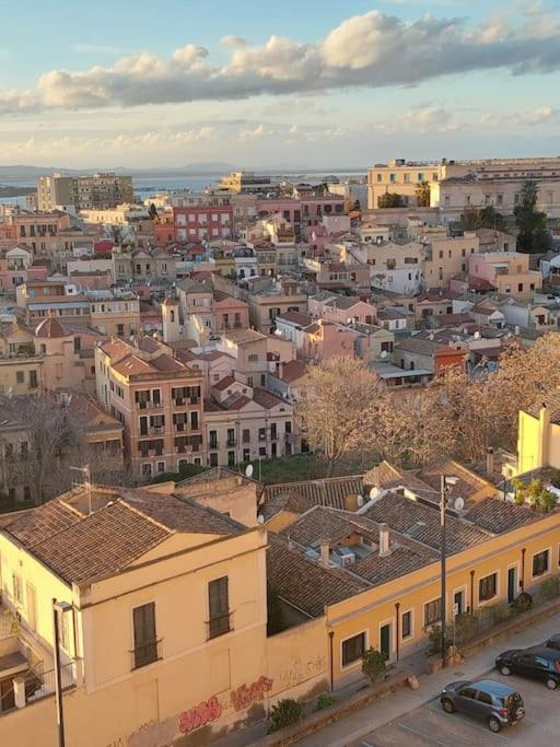 Loft Corso 333 Cagliari Apartment ภายนอก รูปภาพ